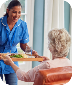 senior lady get a lunch from non medical home care services provider in Philadelphia